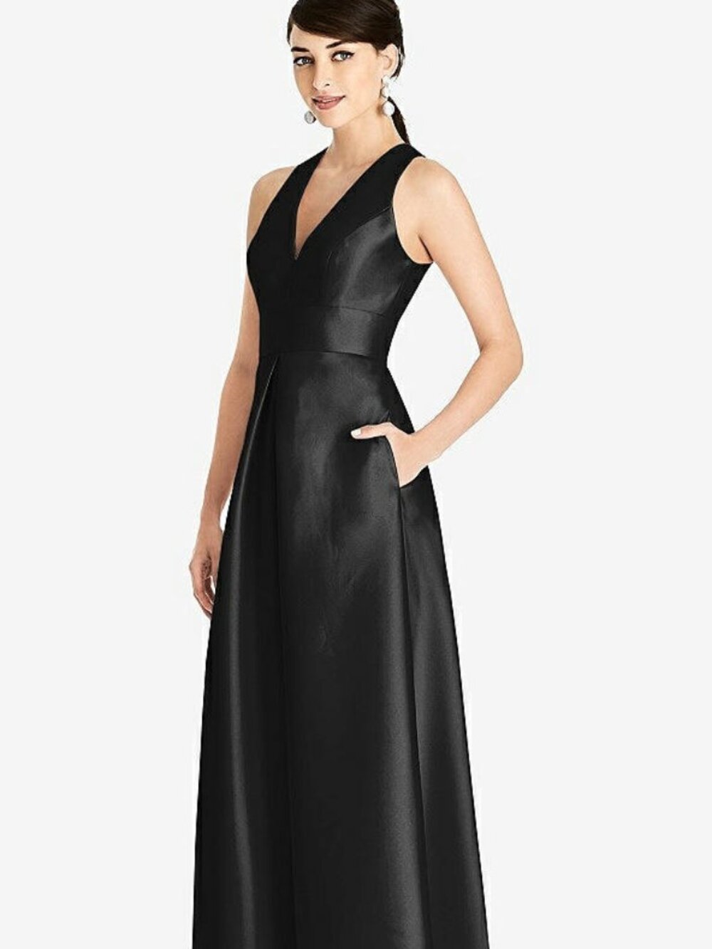 Alfred Sung 747...Sleeveless Open-Back Pleated Skirt Dress....Black...Sz 8